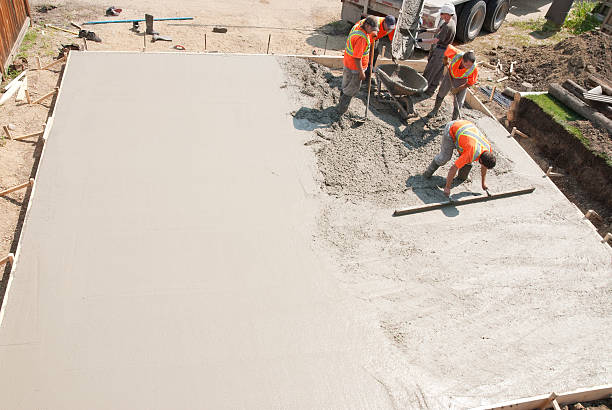  Bonnie Brae, IL Concrete contractor Pros